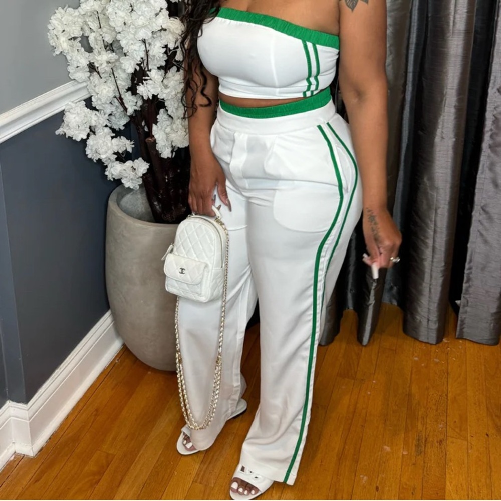 Elegant White and Green Women's Track Pants  New 2pc Set Size :Sm. $30